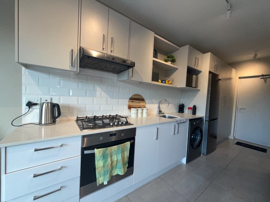1 Bedroom Property for Sale in Table View Western Cape